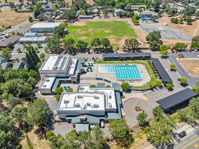 2535 Country Club Dr, Cameron Park, CA 95682