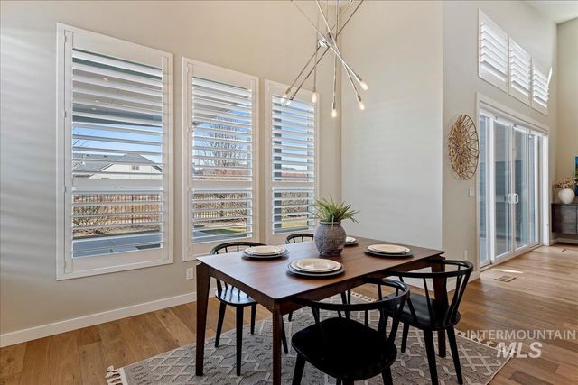 4140 E Goldstone Dr, Meridian, ID 83642