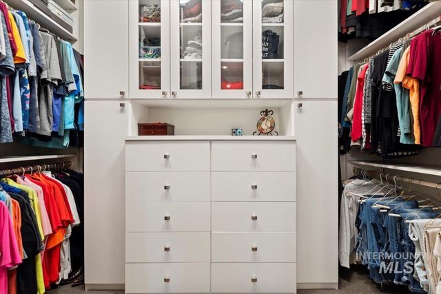 4140 E Goldstone Dr, Meridian, ID 83642