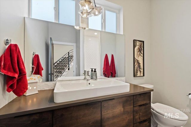 4140 E Goldstone Dr, Meridian, ID 83642