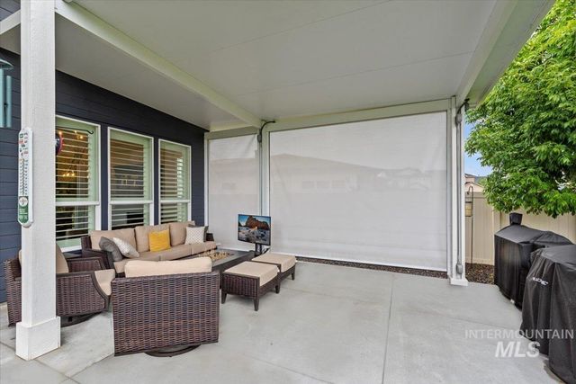 4140 E Goldstone Dr, Meridian, ID 83642