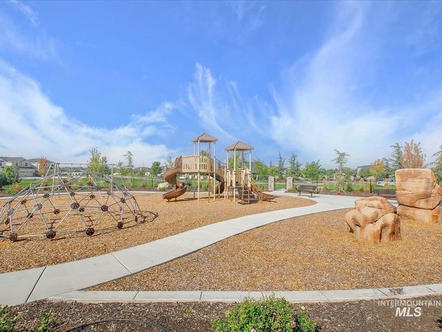 4140 E Goldstone Dr, Meridian, ID 83642