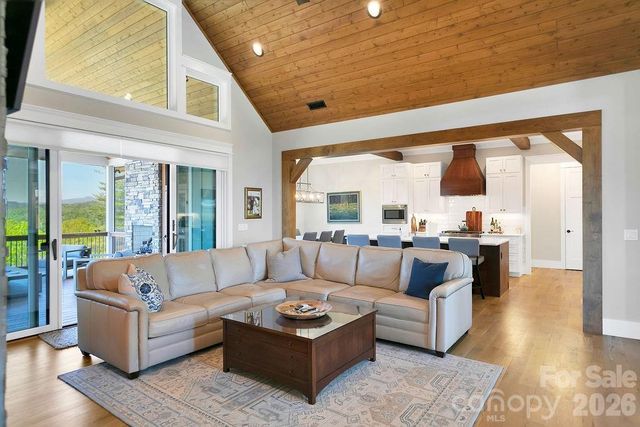 4454 Asheville Highway, Pisgah Forest, NC 28768
