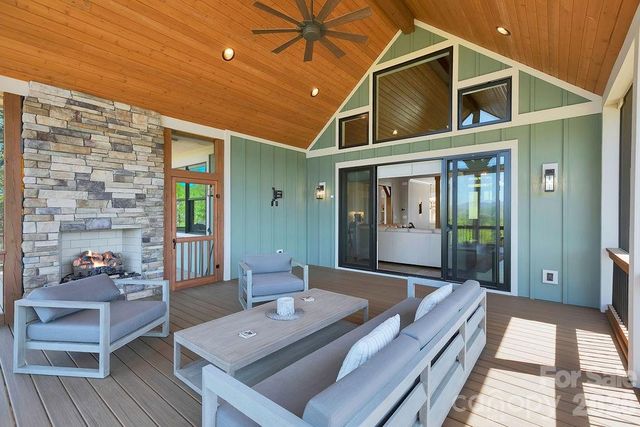 4454 Asheville Highway, Pisgah Forest, NC 28768