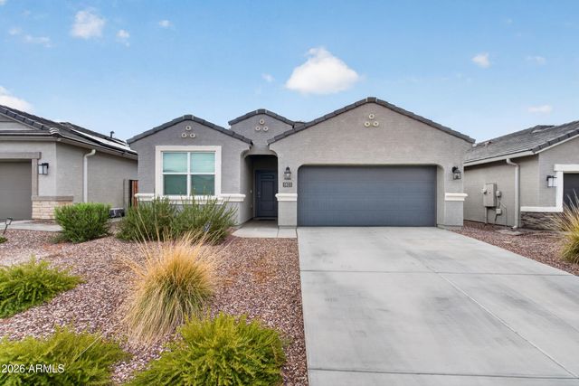 1823 W SOMBRA Avenue, Apache Junction, AZ 85120
