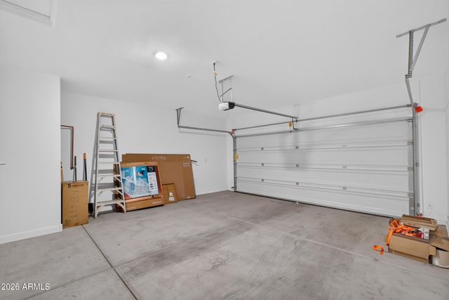 1823 W SOMBRA Avenue, Apache Junction, AZ 85120