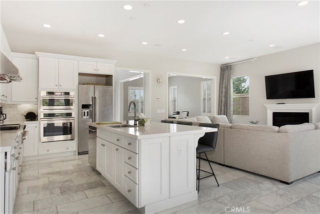 101 Ovation, Irvine, CA 92620
