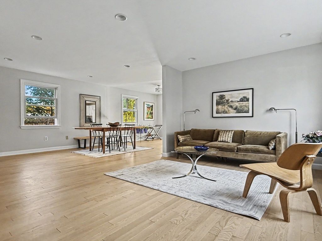 125 Grove Street 125, Watertown, MA 02472