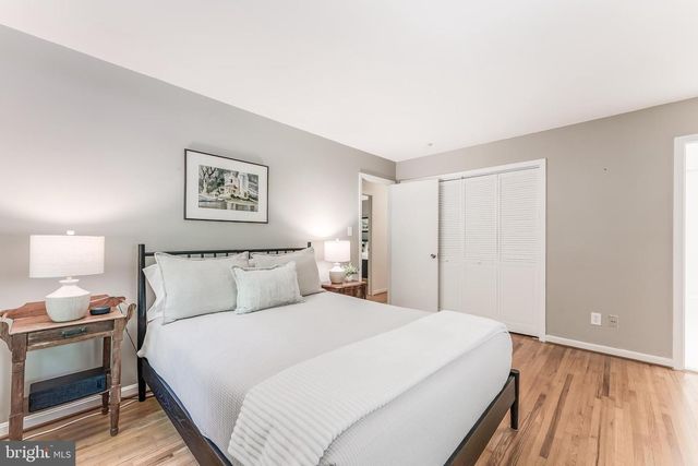 2515 FOWLERS LN, Reston, VA 20191