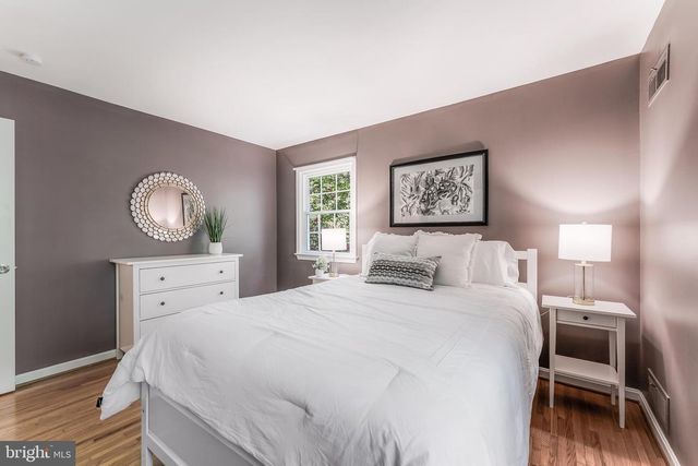 2515 FOWLERS LN, Reston, VA 20191