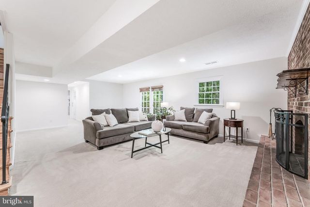 2515 FOWLERS LN, Reston, VA 20191