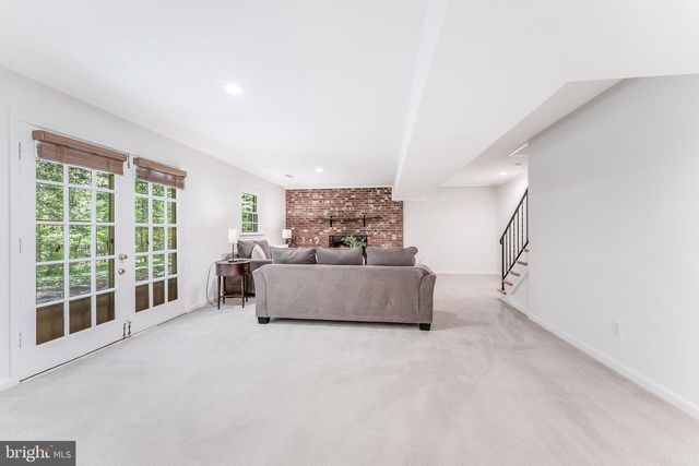 2515 FOWLERS LN, Reston, VA 20191