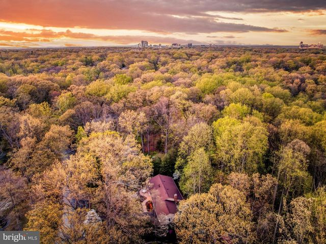 2515 FOWLERS LN, Reston, VA 20191