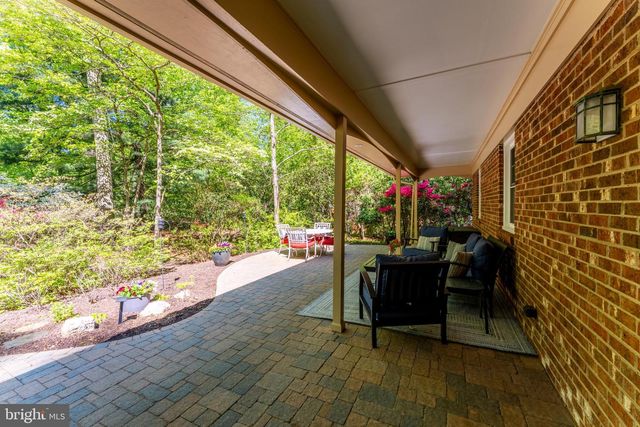 2515 FOWLERS LN, Reston, VA 20191