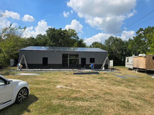 8235 Braniff Avenue, Houston, TX 77061