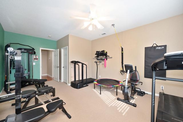 5034 Winding River Ct, Riverbank, CA 95367