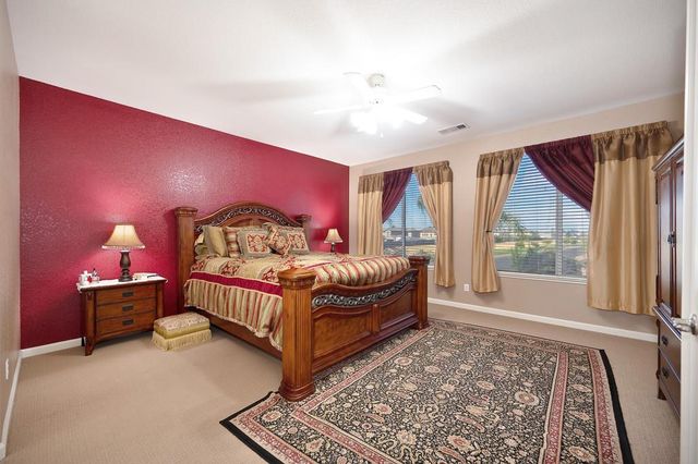 5034 Winding River Ct, Riverbank, CA 95367