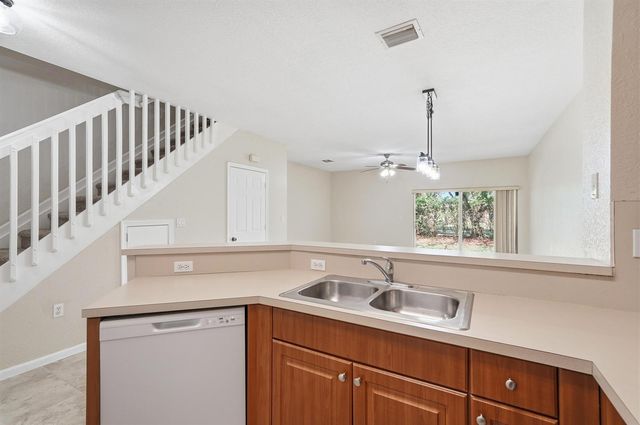 6532 Catalina Lane, Tamarac, FL 33321