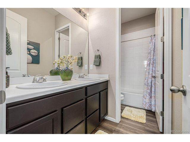 7159 S Riverwood Way, Aurora, CO 80016