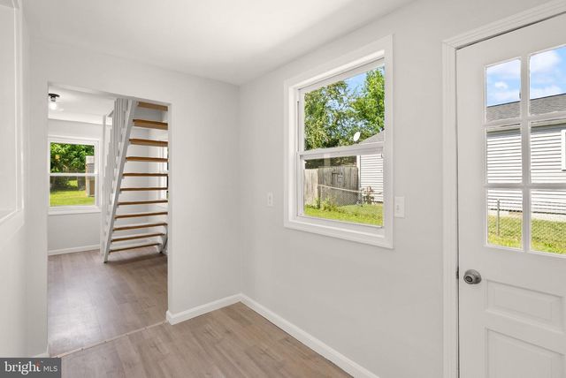 4026 CHESTNUT ST, Fairfax, VA 22030