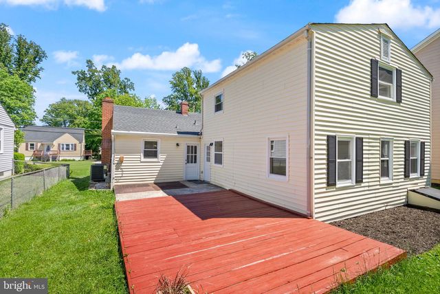 4026 CHESTNUT ST, Fairfax, VA 22030