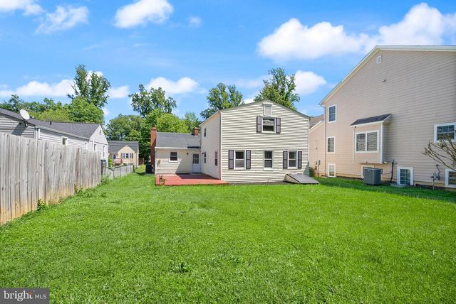4026 CHESTNUT ST, Fairfax, VA 22030