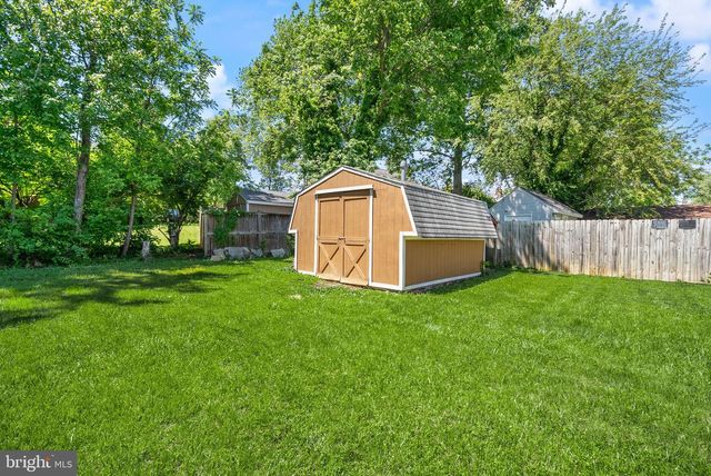 4026 CHESTNUT ST, Fairfax, VA 22030