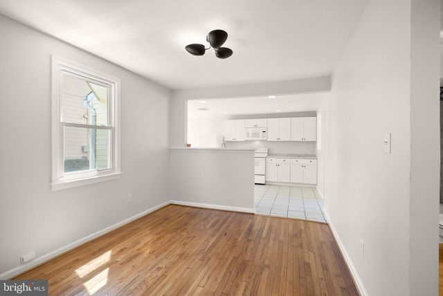 4026 CHESTNUT ST, Fairfax, VA 22030