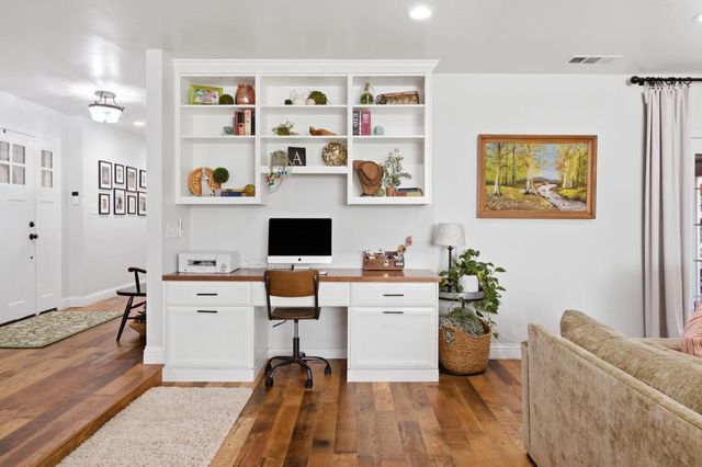 6613 Narcisco Way, Hughson, CA 95326