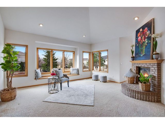 6230 Eagle Ridge Ct, Fort Collins, CO 80525