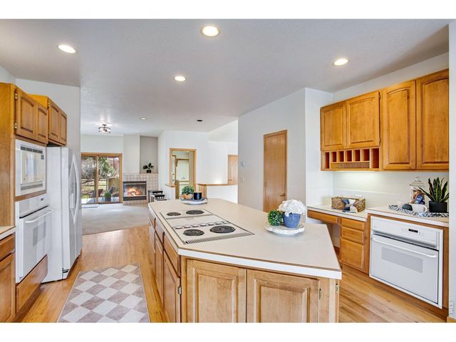 6230 Eagle Ridge Ct, Fort Collins, CO 80525