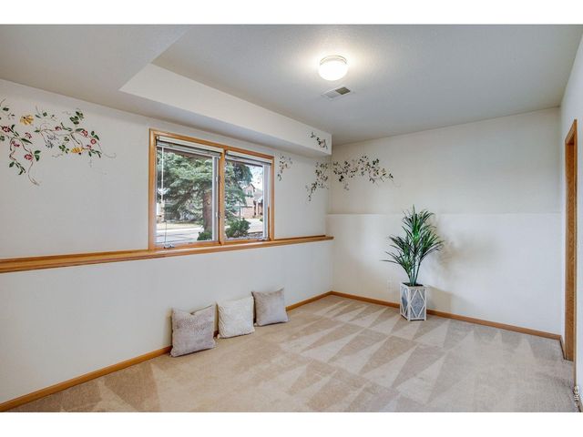 6230 Eagle Ridge Ct, Fort Collins, CO 80525