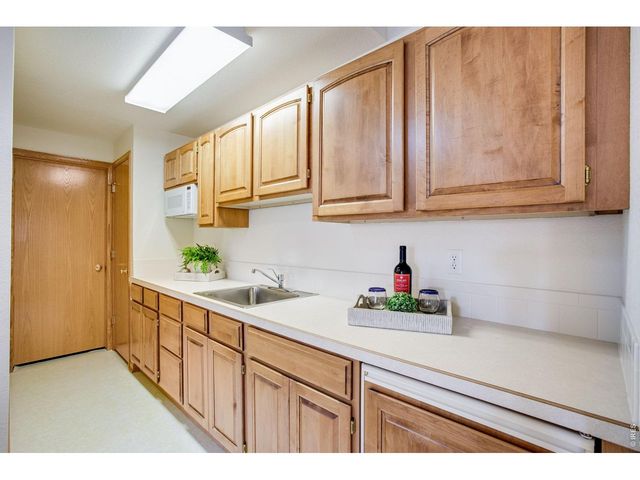 6230 Eagle Ridge Ct, Fort Collins, CO 80525