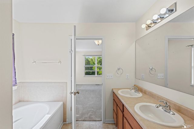 5054 Breckenridge Drive, Ypsilanti, MI 48197