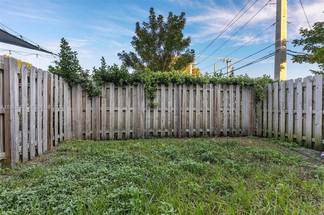 28765 SW 132nd Ct, Homestead, FL 33033