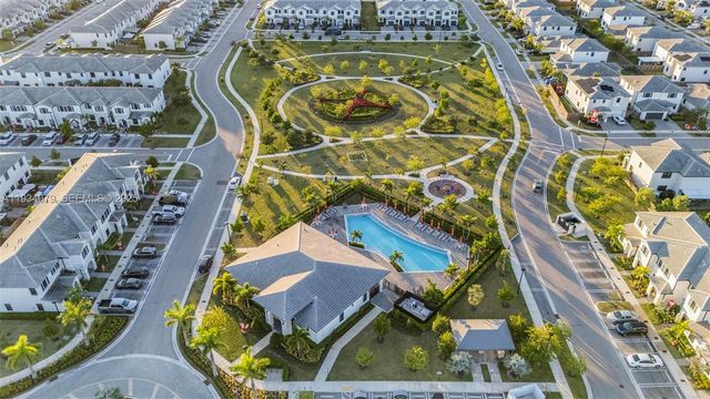 28765 SW 132nd Ct, Homestead, FL 33033