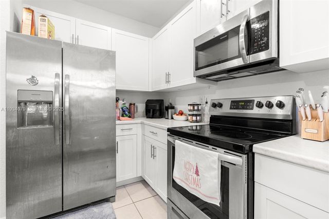 28765 SW 132nd Ct, Homestead, FL 33033