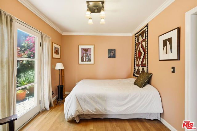 1336 Edgecliffe Drive, Los Angeles, CA 90026