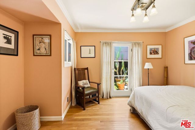 1336 Edgecliffe Drive, Los Angeles, CA 90026