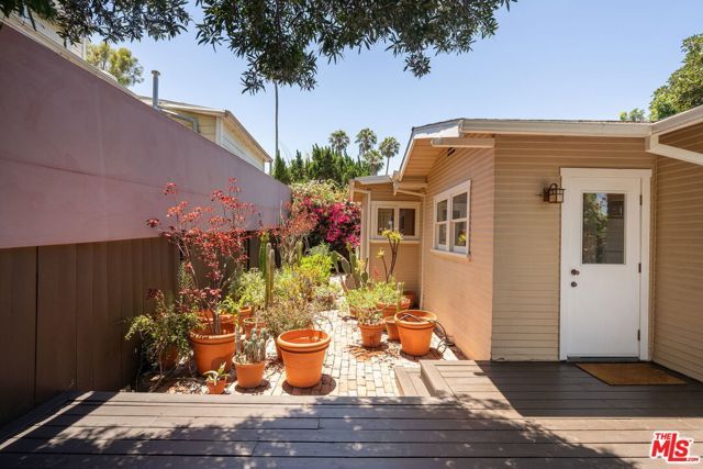 1336 Edgecliffe Drive, Los Angeles, CA 90026