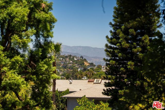 1336 Edgecliffe Drive, Los Angeles, CA 90026