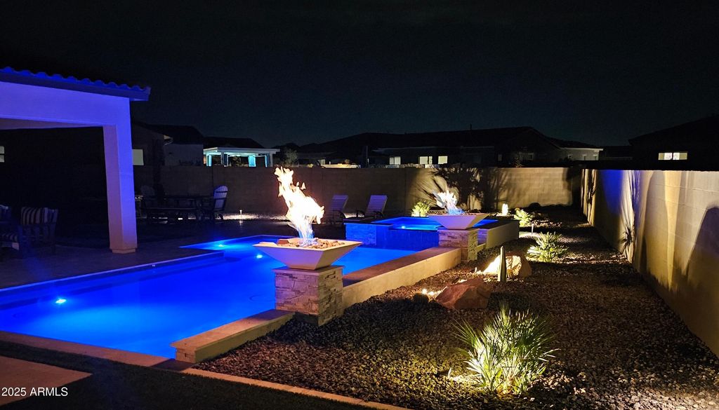 17883 W BROOKWOOD Drive, Goodyear, AZ 85338