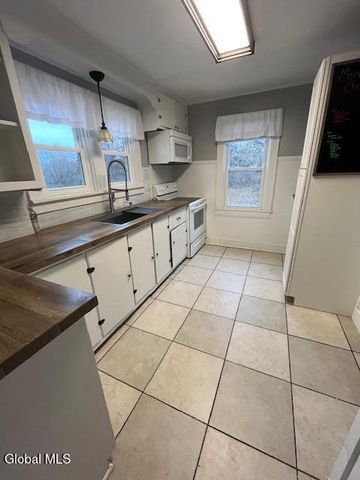 3360 State Highway 29, Johnstown, NY 12095