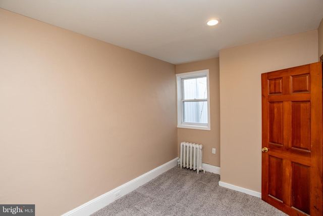 2418 S ALDER ST, Philadelphia, PA 19148