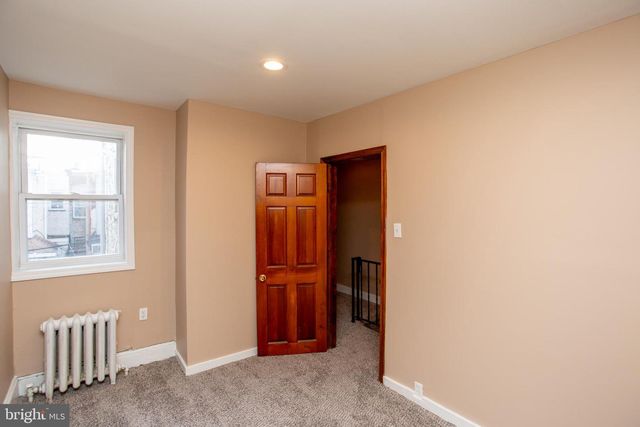 2418 S ALDER ST, Philadelphia, PA 19148