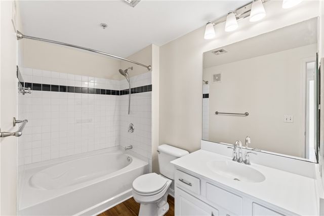 1000 Providence Place 303, Providence, RI 02903