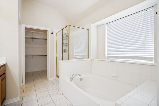 110 Blue Bonnet Circle, Justin, TX 76247