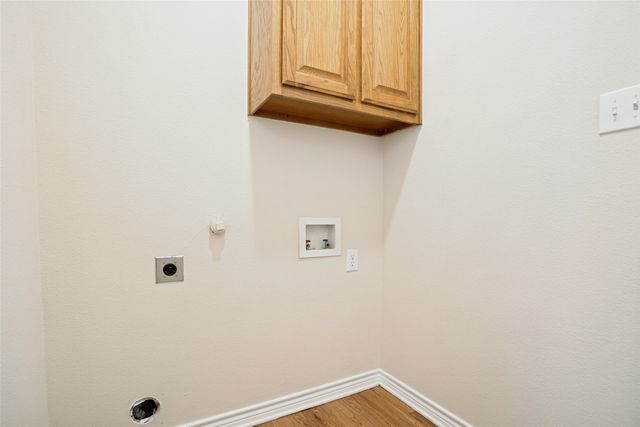 110 Blue Bonnet Circle, Justin, TX 76247