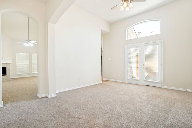 110 Blue Bonnet Circle, Justin, TX 76247