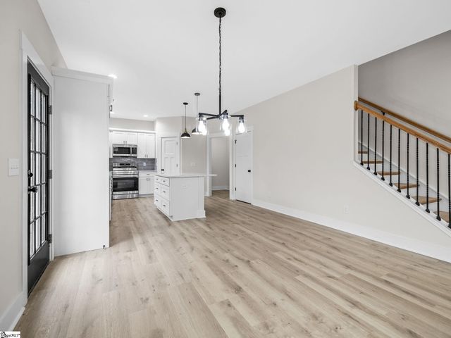 350 W River Grove Circle, Roebuck, SC 29376